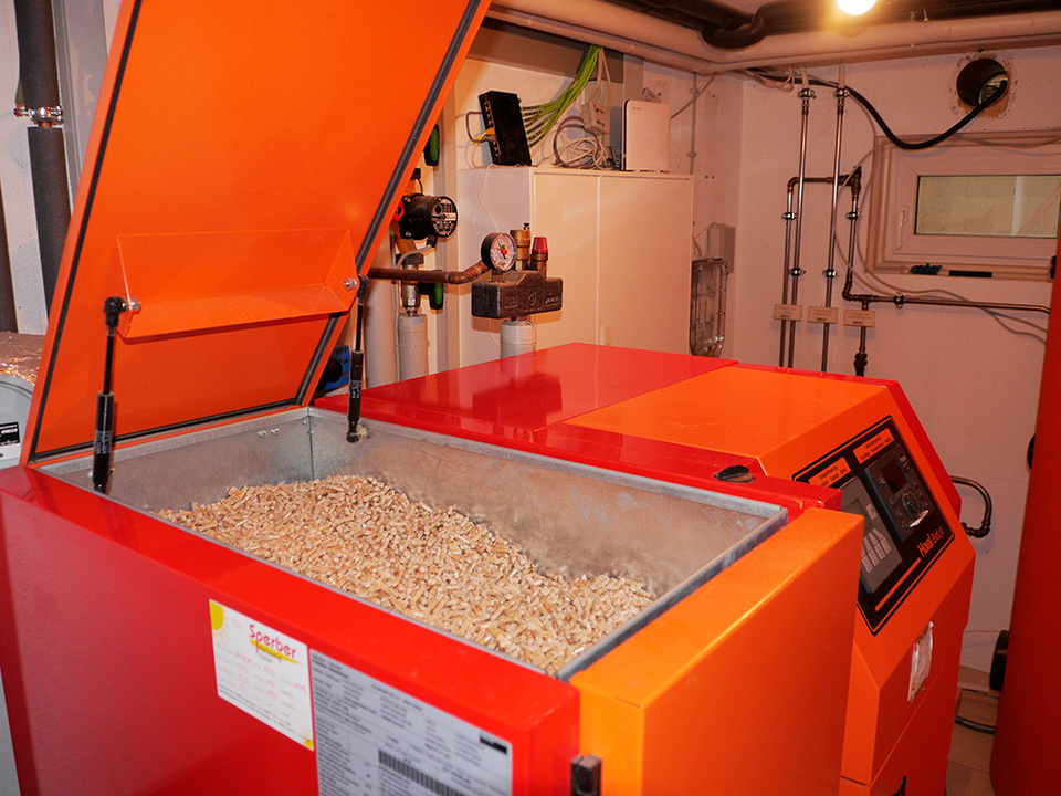 Palletheizung2 bei NC-Elektrotechnik OHG in Niederweimar