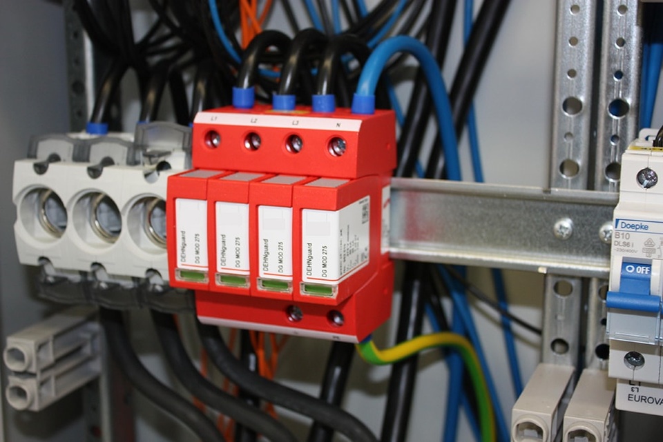 U berspannungsschutz bei NC-Elektrotechnik OHG in Niederweimar